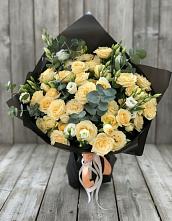 Букет цветов из:  Розы и Лизиантусы #REPLACE_PRED# Алакуртти