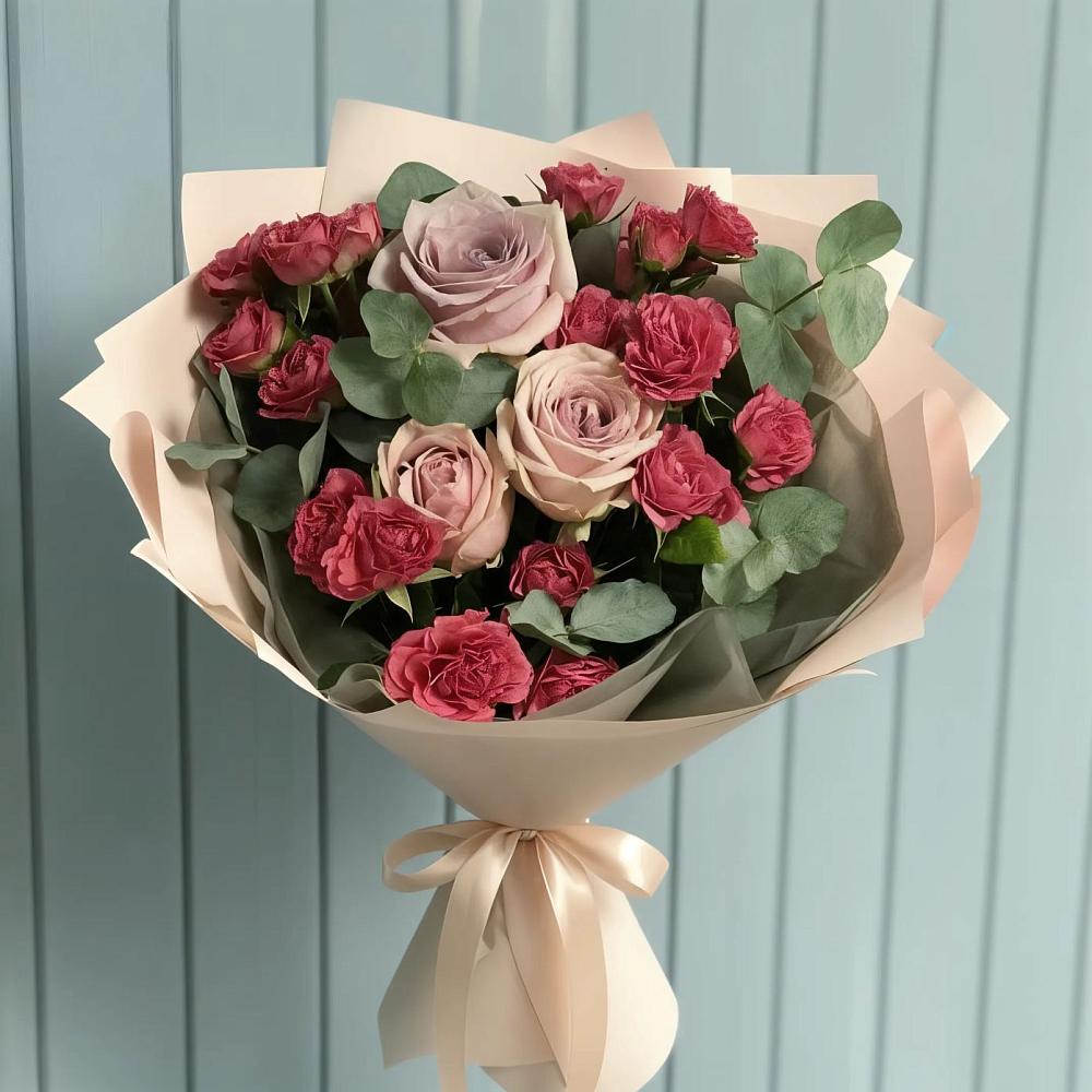 Букет цветов из: Гвоздики и Розы в Алакуртти