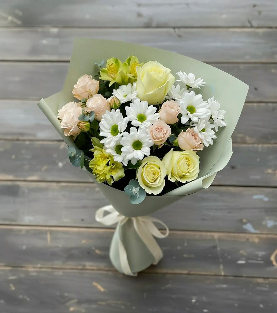 Букет цветов из: Альстромерии, Розы и Хризантемы в Алакуртти