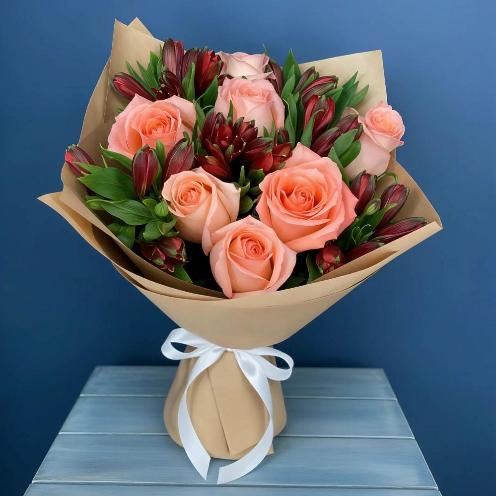 Букет цветов из: Розы и Альстромерии в Алакуртти