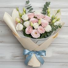 Букет цветов из:  Лизиантусы в Алакуртти