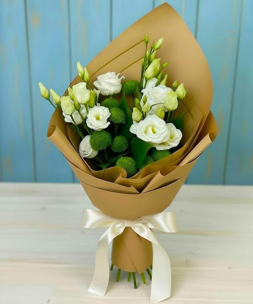 Букет цветов из: Хризантемы и Лизиантусы в Алакуртти