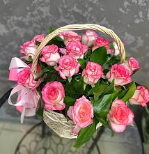 Цветочная композиция из Розы в корзине в Алакуртти