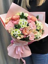 Букет нежные объятья в Алакуртти Букет цветов из: Гвоздики, Розы и Хризантемы в Алакуртти