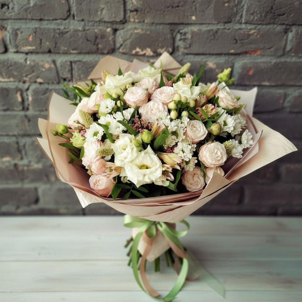 Букет цветов из: Альстромерии, Розы и Хризантемы в Алакуртти