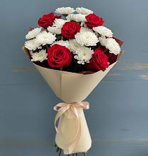 Букет цветов из:  Розы и Хризантемы в Алакуртти