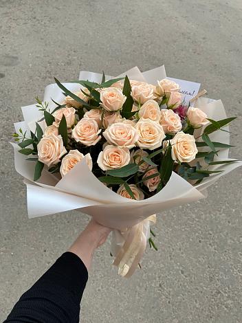 Букет Кремовые розы Латте в Алакуртти