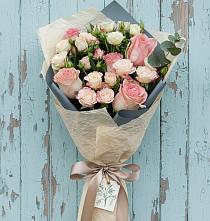 Букет цветов из:  Розы #REPLACE_PRED# Алакуртти